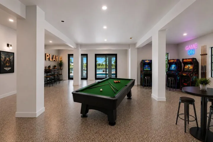 Virtual Staged 1st floor