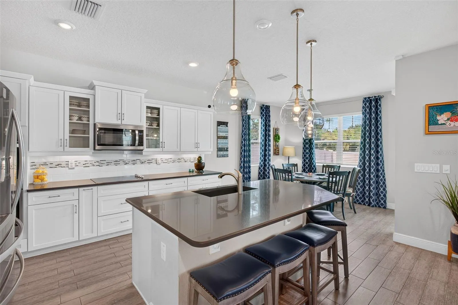 Kitchen - Island