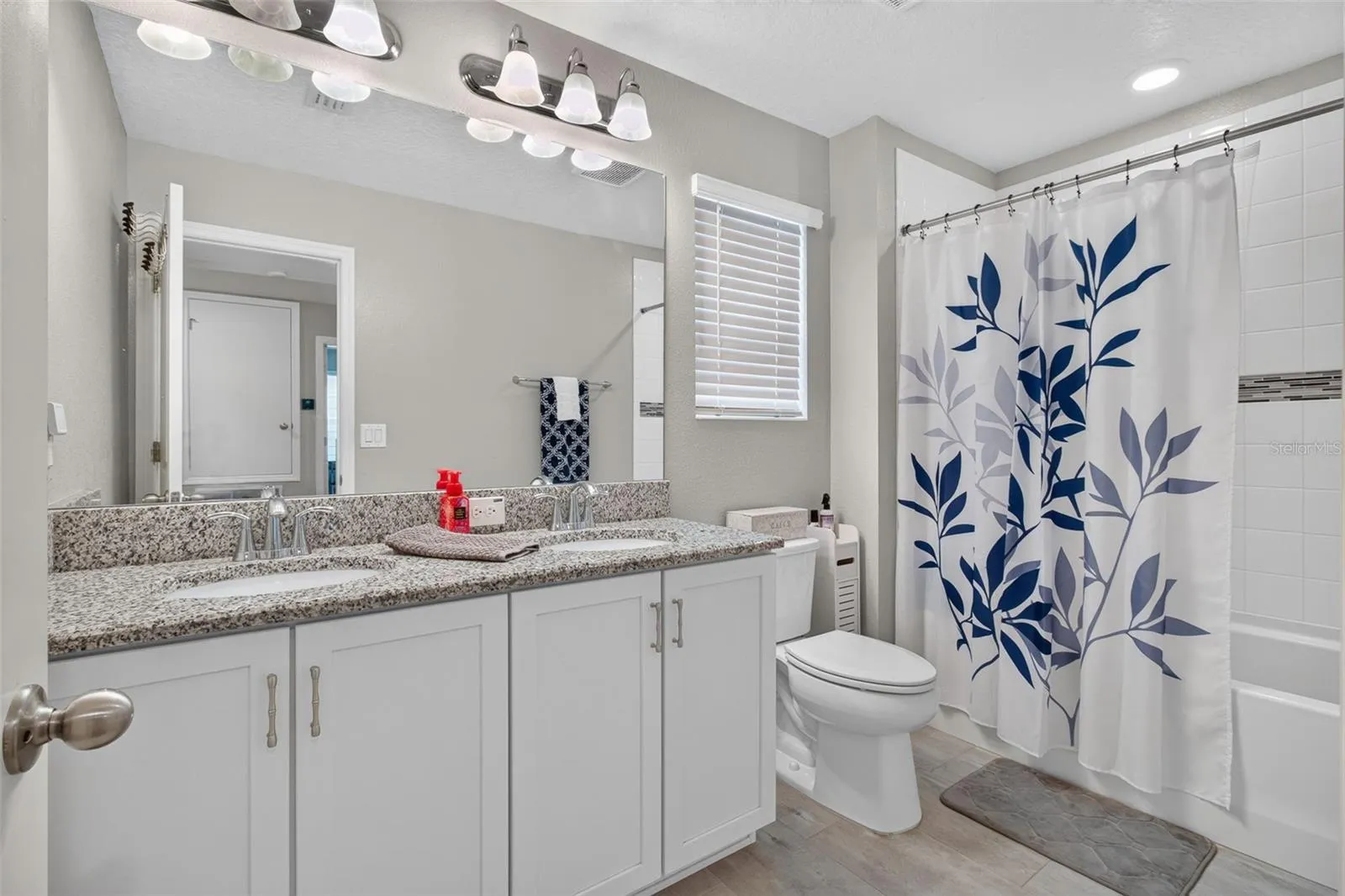 Bathroom 2 Dual Sinks