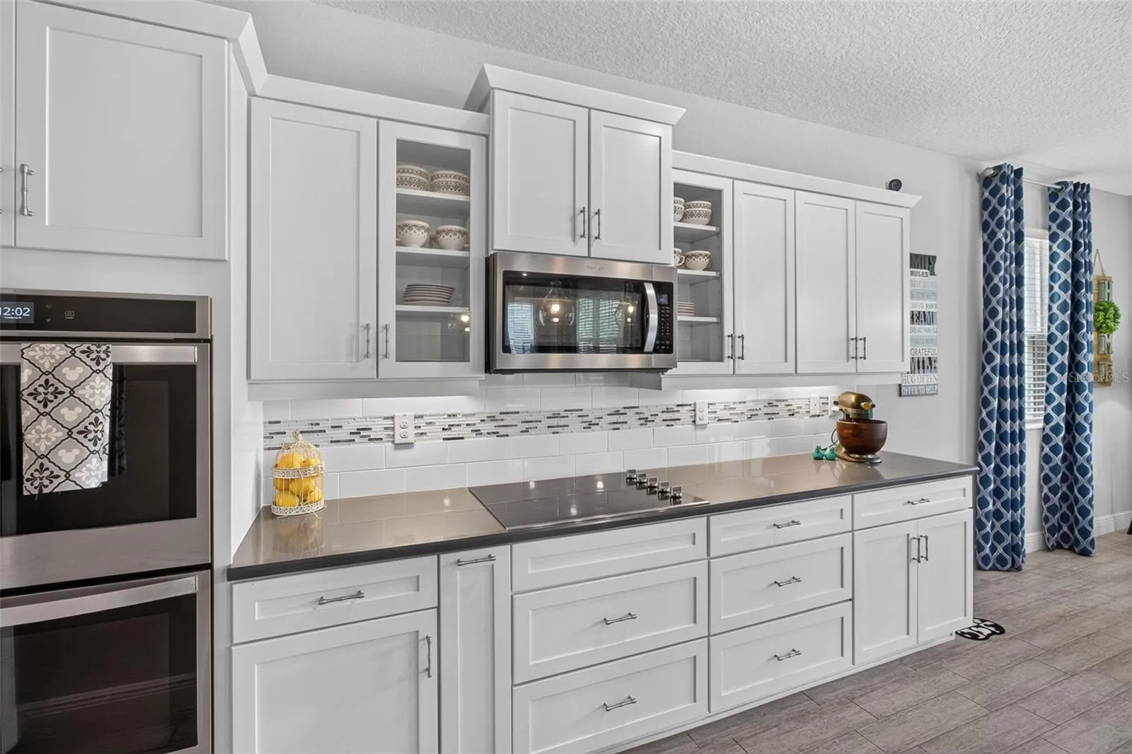 Kitchen - Double Oven