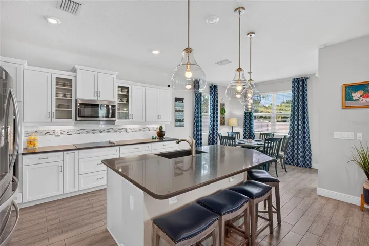 Kitchen - Island