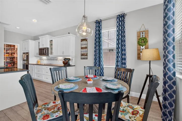 Breakfast Nook - Kitchen