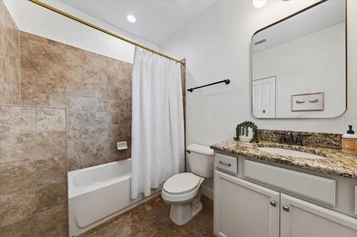 En-suite Bathroom 3
