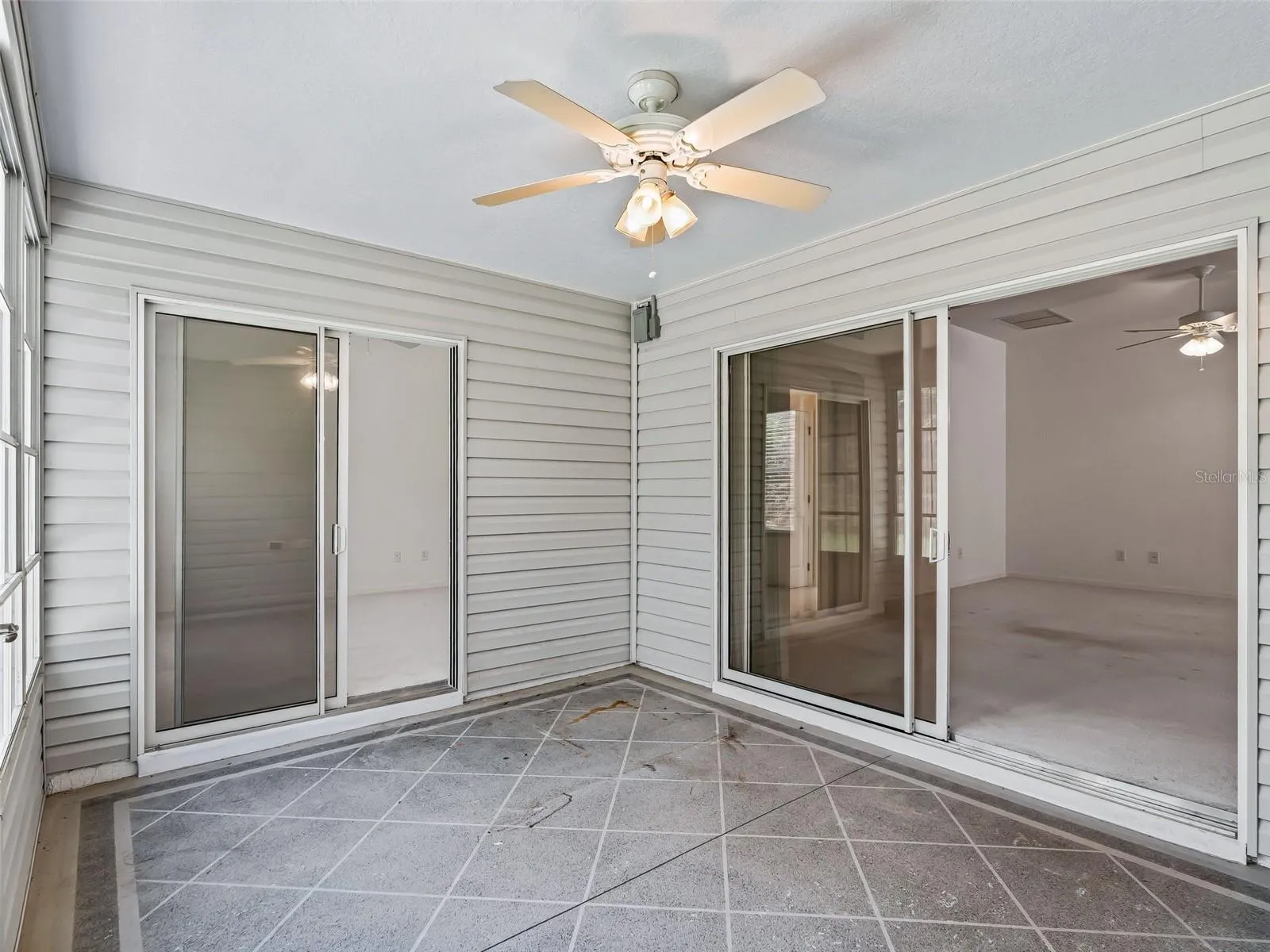 Lanai with Vinyl Windows