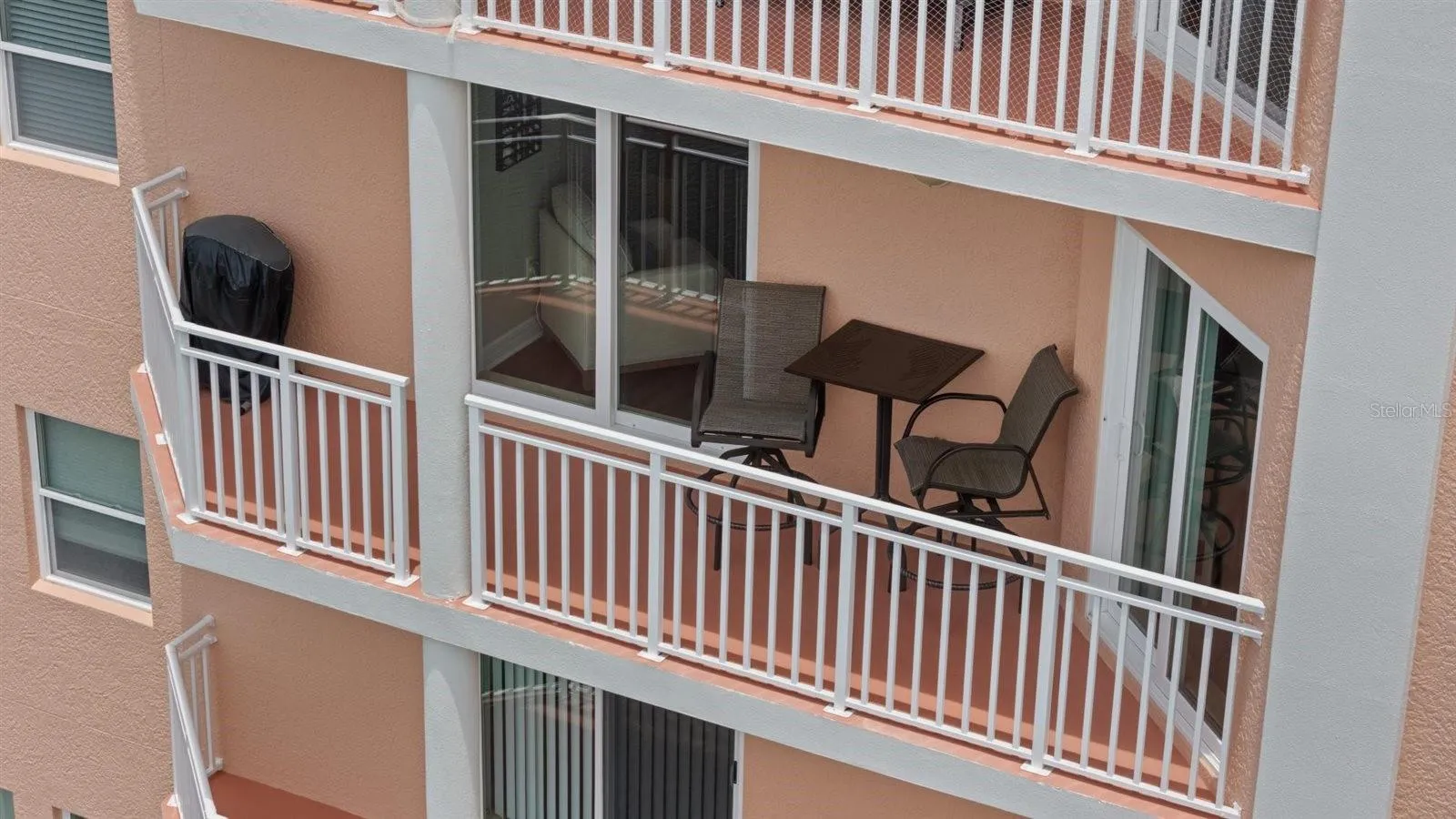 804 unit balcony with two entrances