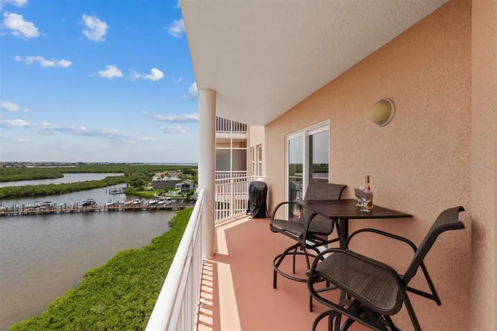 Great views on balcony looking towards Gulf