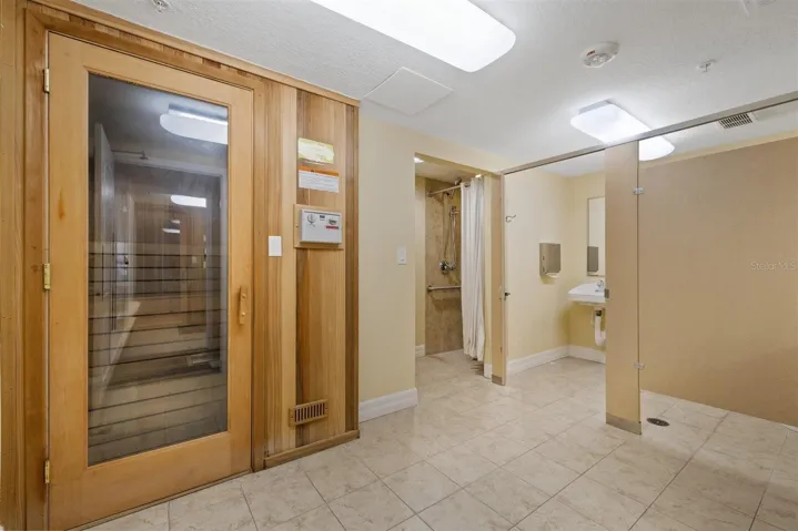 5th floor showers and sauna
