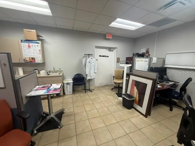 Dr Room