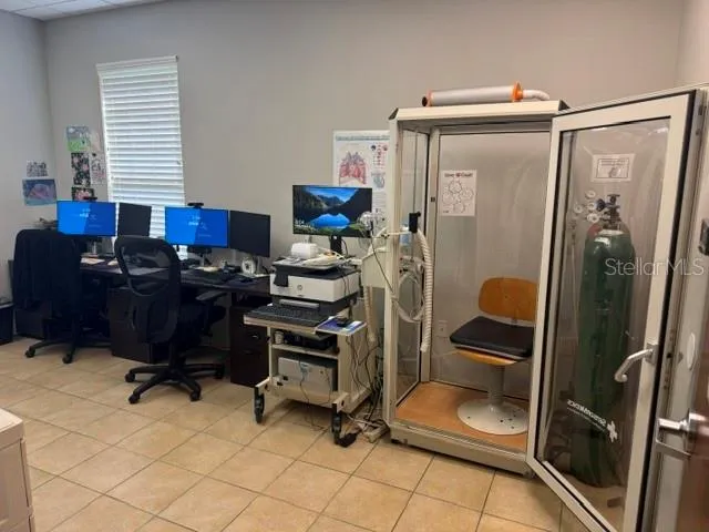 Oxygen Monitor Room
