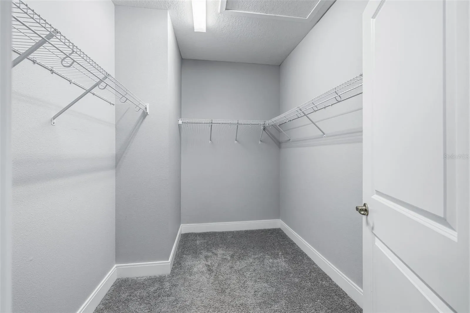 primary walk in closet