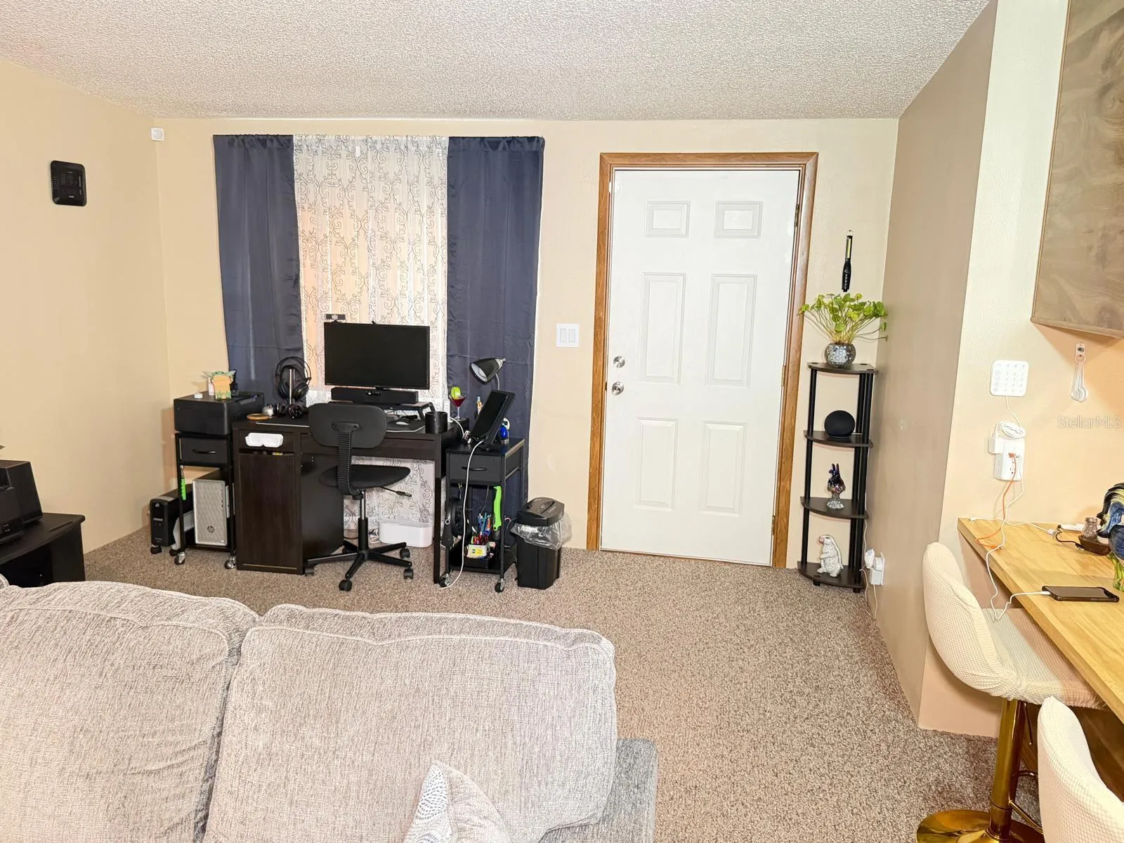 Foyer - Entryway