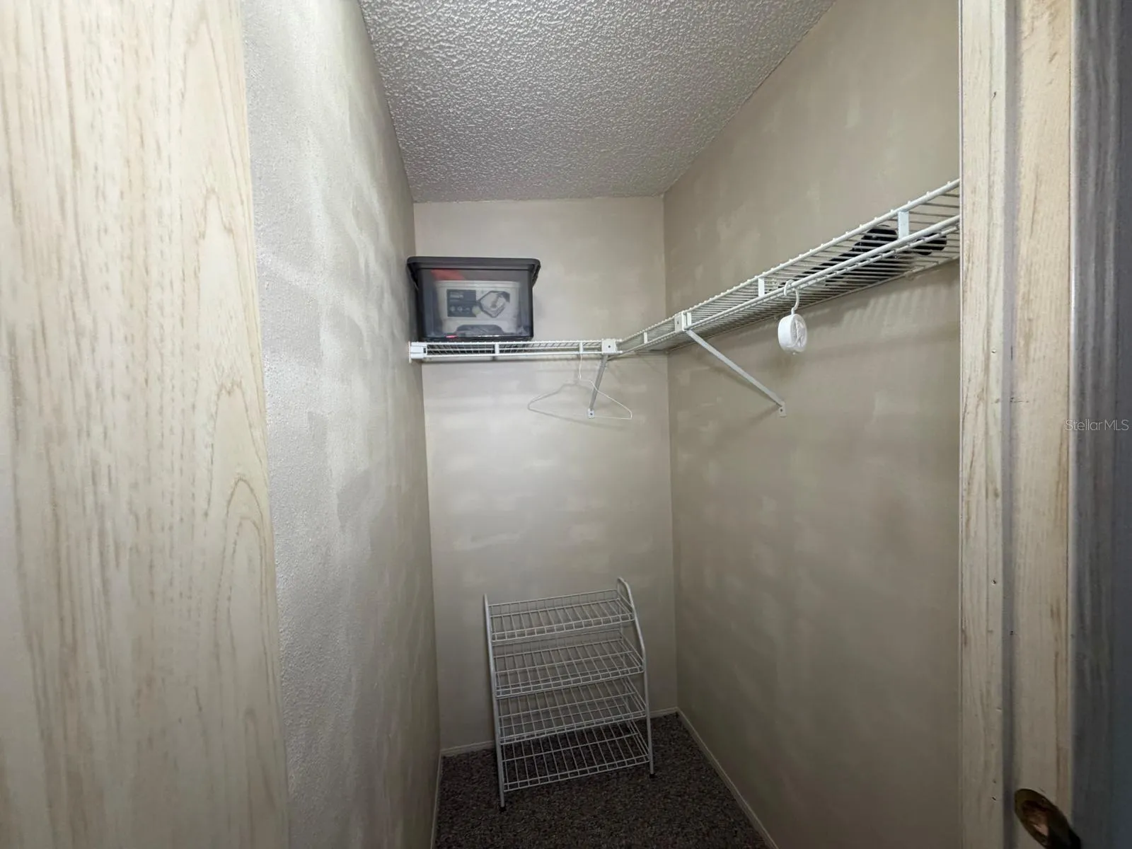 Closet 2-Walk-in Closet