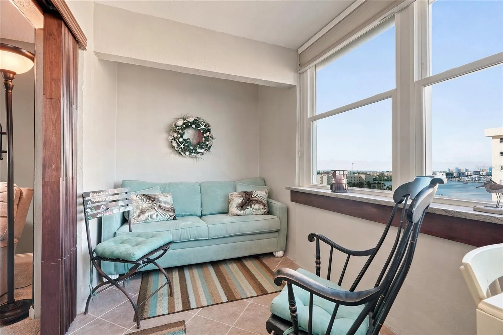 Florida room to enjoy.