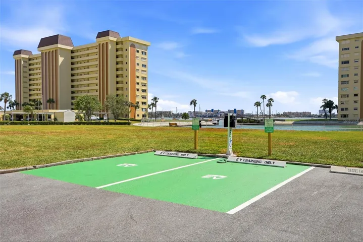 Electric car charging station