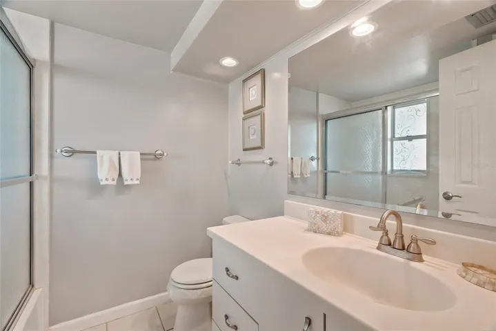 Updated primary bathroom!