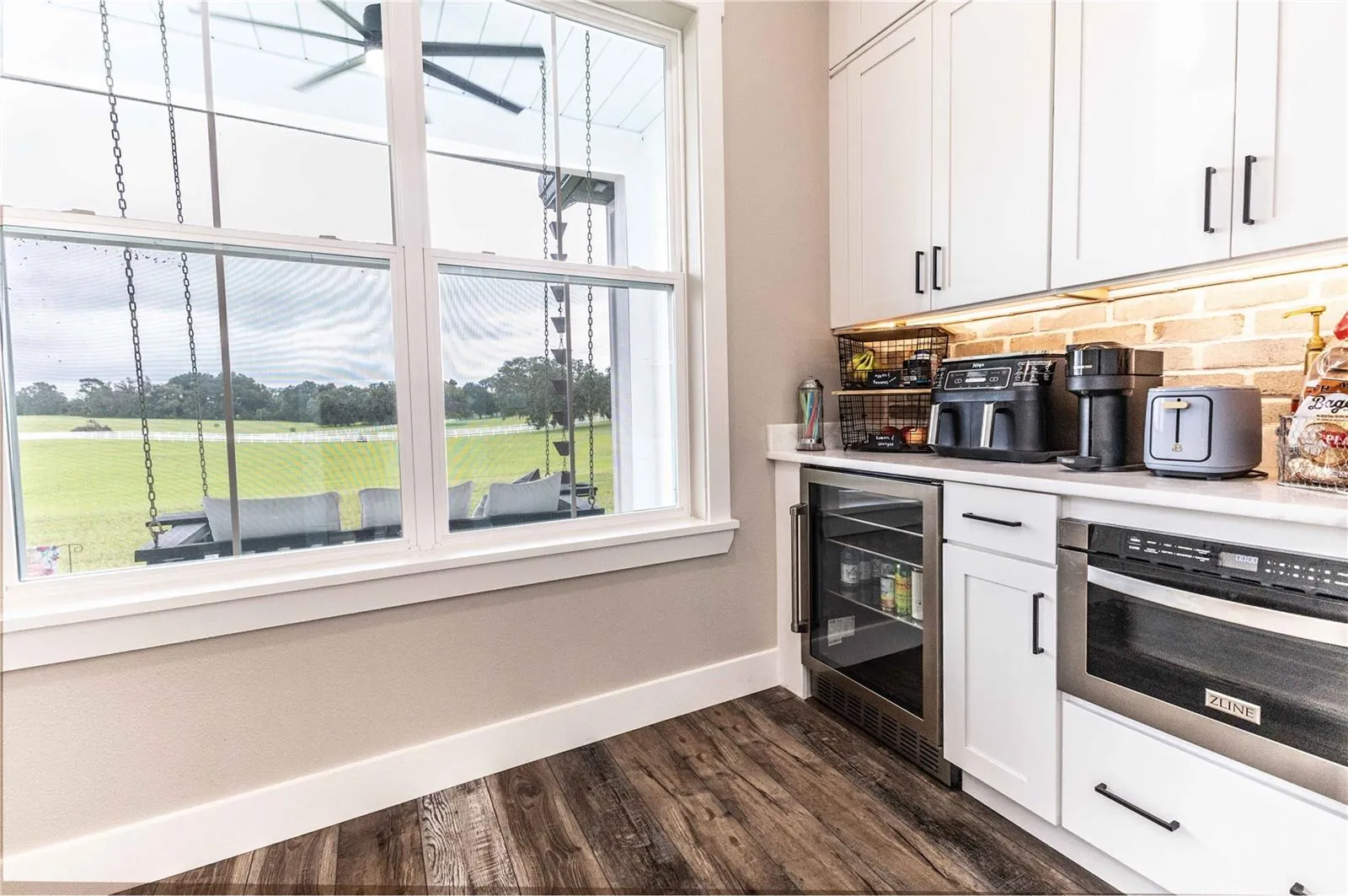 Butler's pantry off of kitchen