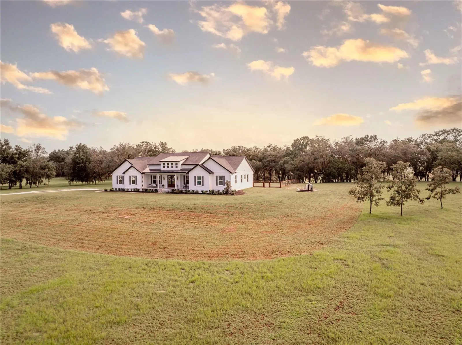 Front view of home