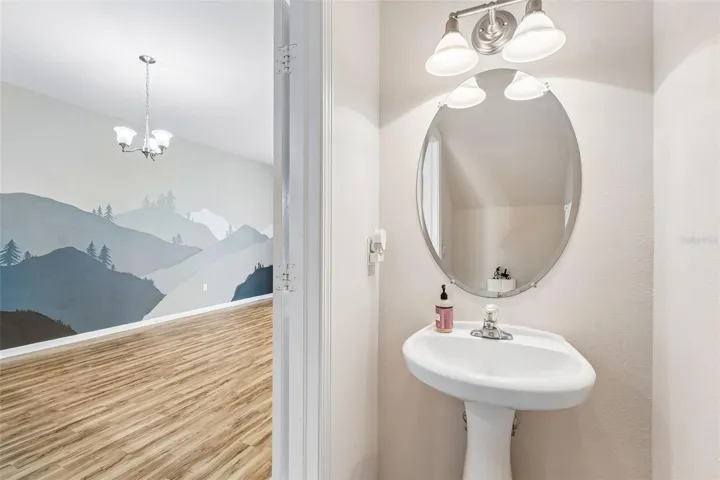 Half bathroom on the first floor
