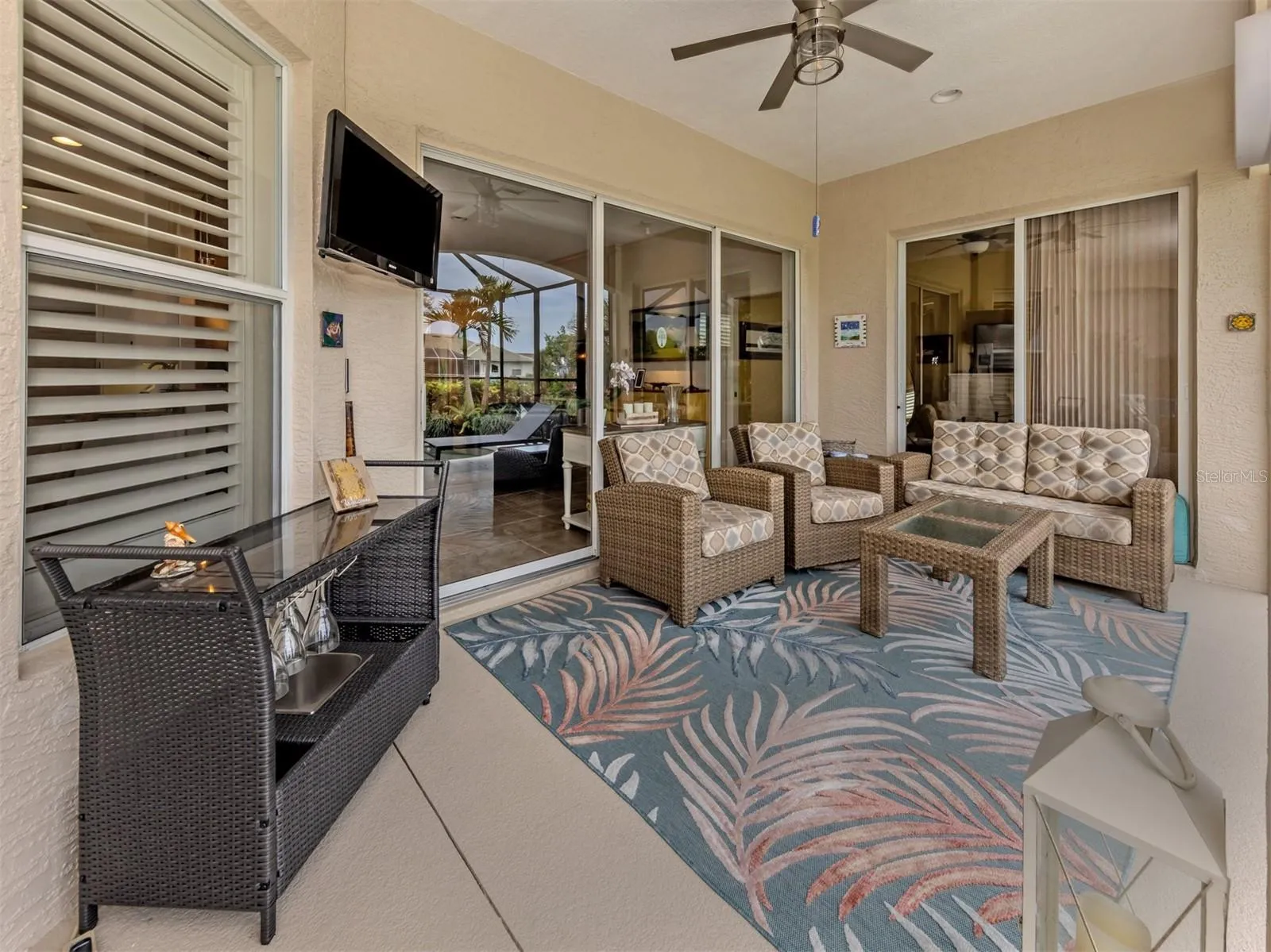 SPACIOUS LANAI