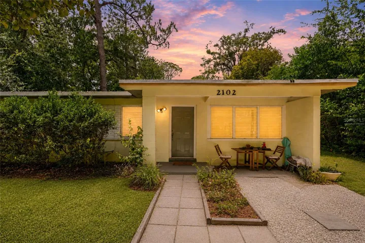 Welcome HOME - Virtually Staged