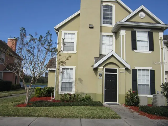 front 1th floor