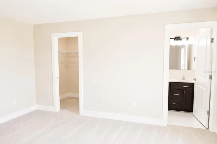Master Bedroom walk-in Closet