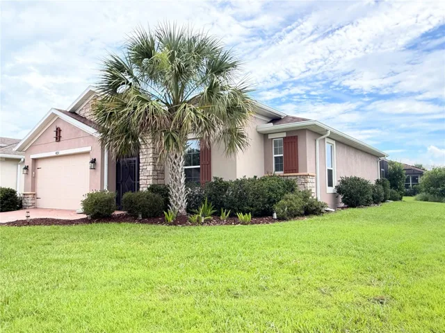 Cabella Model. 1705 SF. Corner Lot.