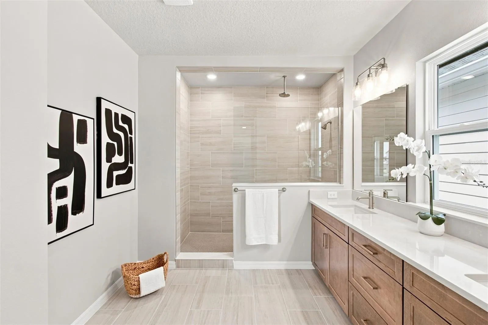 Owner's Bath