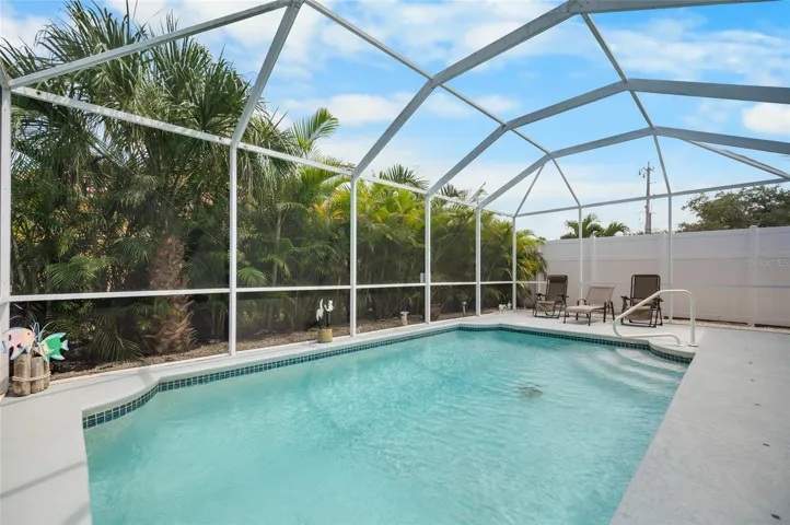 Sparkling Heated Pool