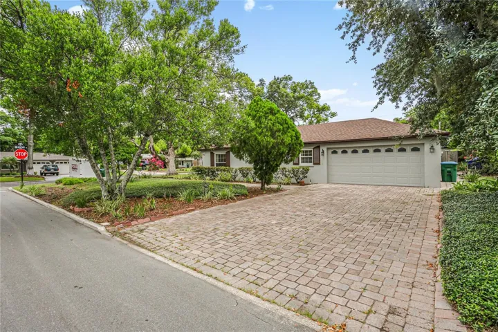 Extended and spacious paver driveway and walkways.