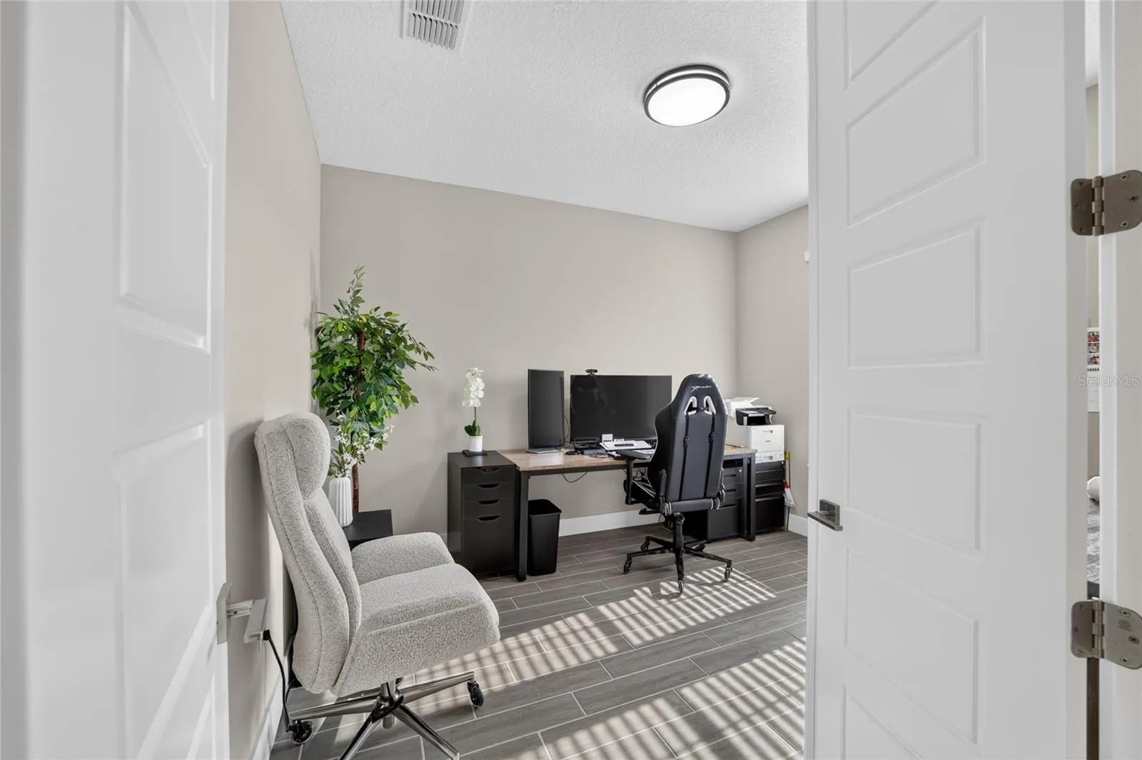 OFFICE/FLEX ROOM