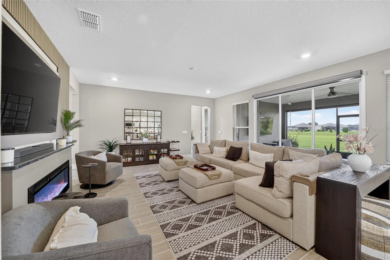 GREAT ROOM