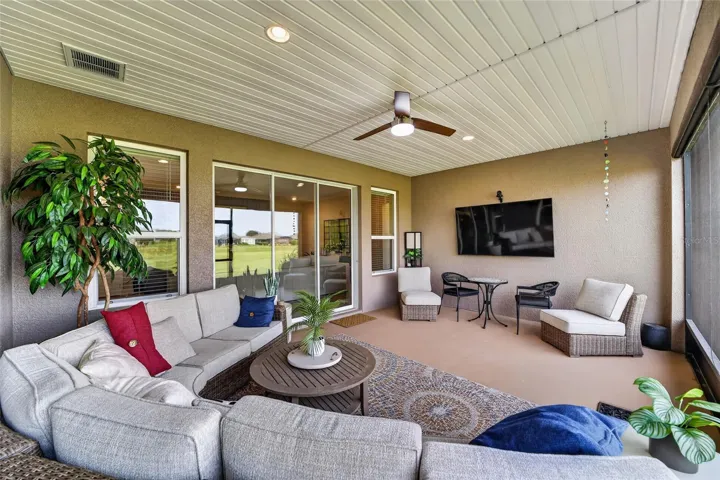 SCREENED IN LANAI