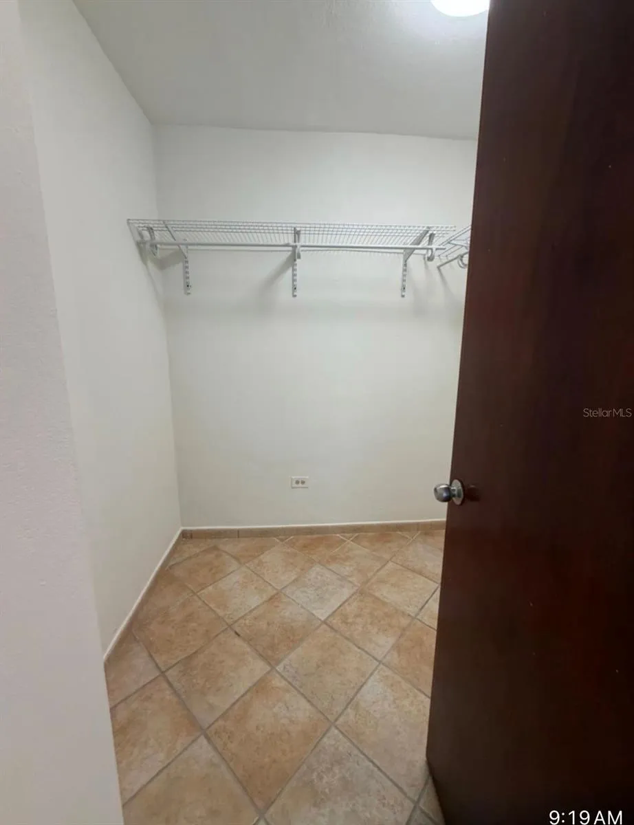 Walk-in closet