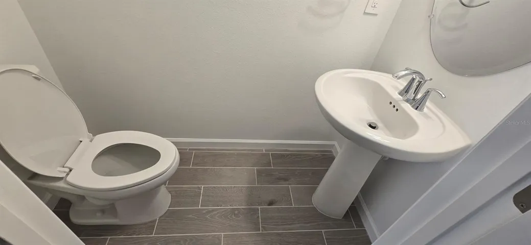 1170
