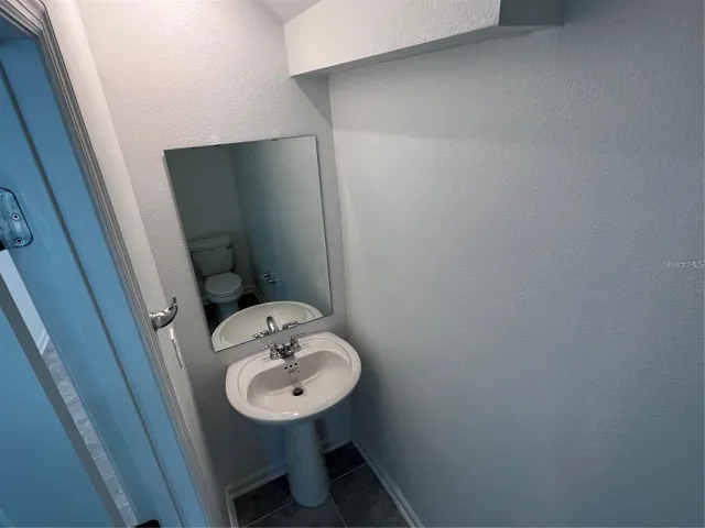 1170