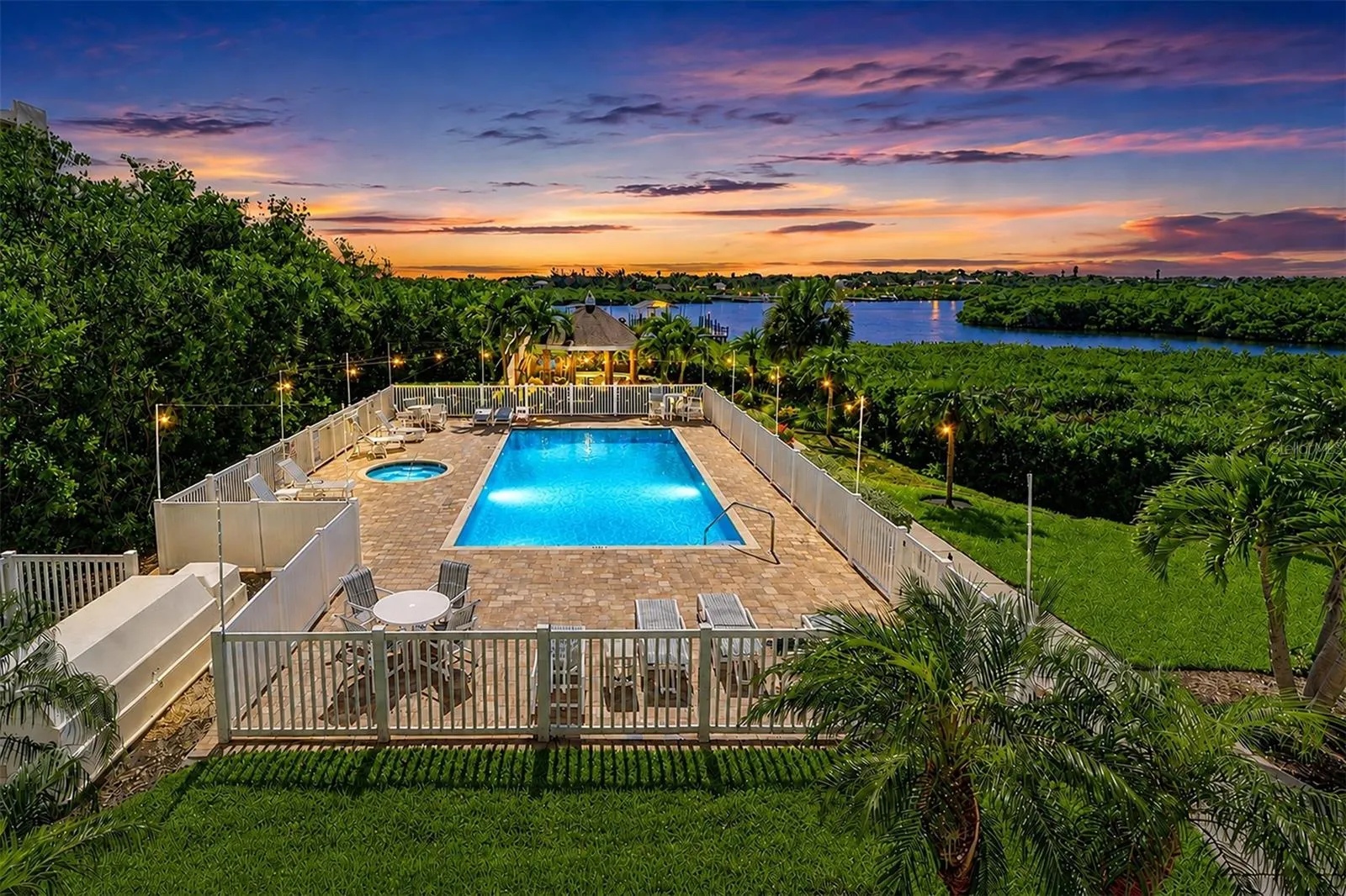 ...Heated Pool &amp; Spa.. Kayak Launch - Grills - Dock - Fire Pit - Poolside Cabana - And Don't Forget the Beach Right across the Street. Welcome to Indian Shores Florida.