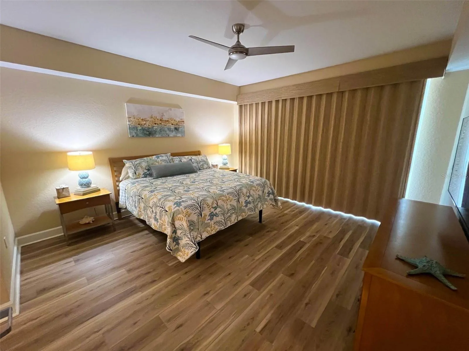 .. MASTER BEDROOM: 15 X 14.5..Two Way Custom ' Floor to Ceiling ' Blackout Woven Wood Drapes On Balcony Sliders. Drapes Can Open Left to Right  - or - Right to Left.