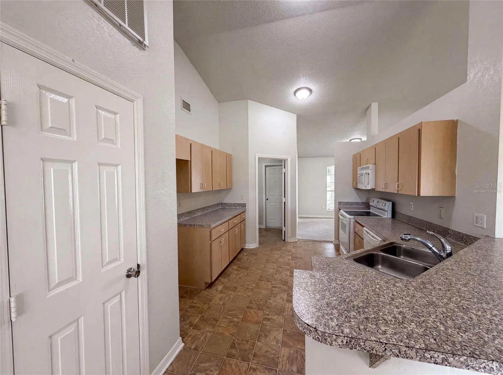 Virtually Staged