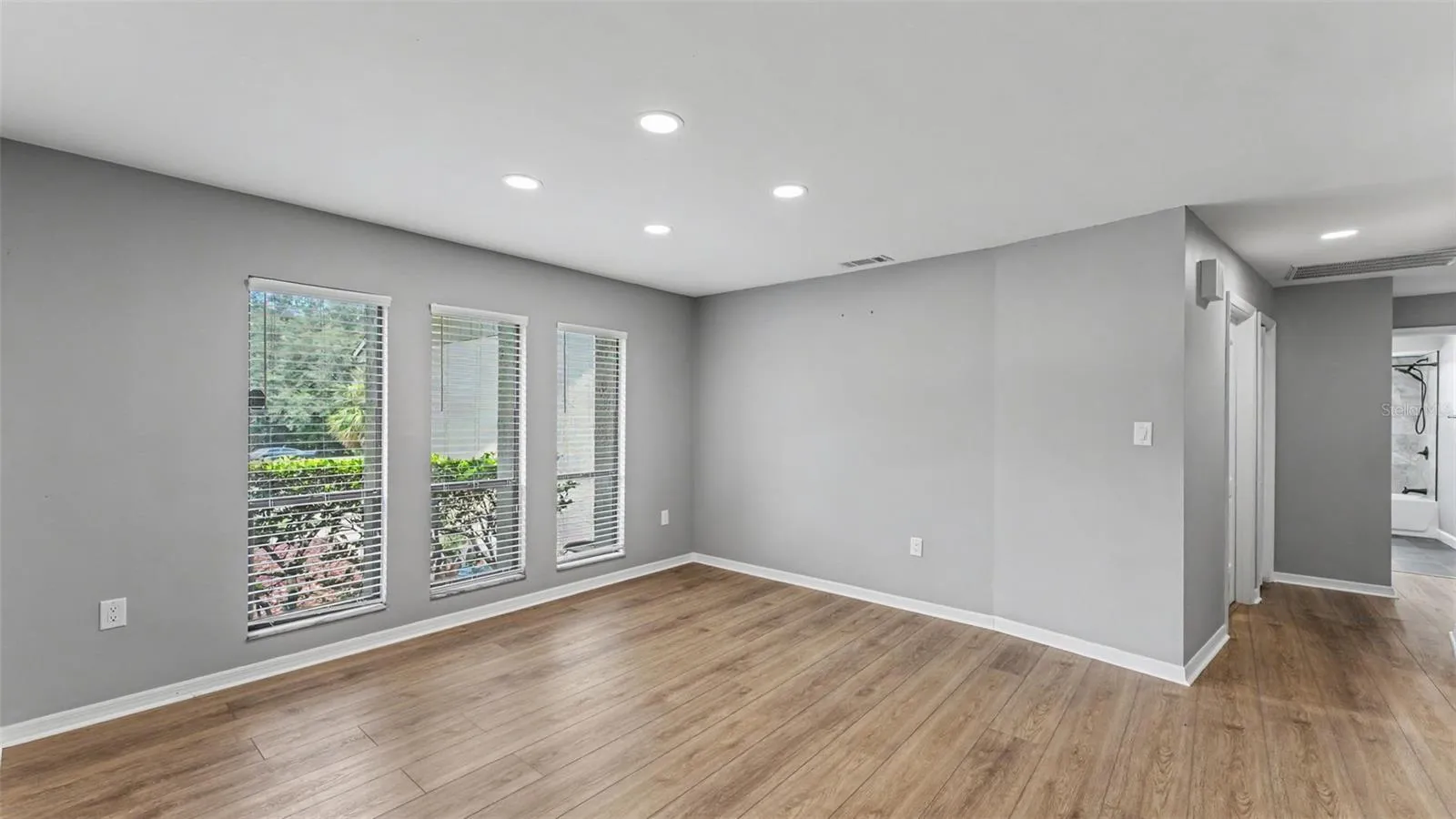 717 Woodhill Dr, Lakeland, Florida 33813 — photo 25