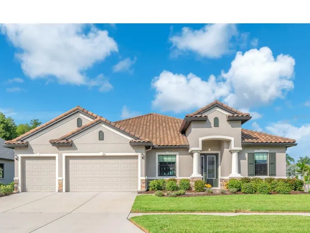 5-bedroom, 4-bathroom home with a 3-car garage in La Paloma Village in the highly desirable Cypress Creek area of Sun City Center