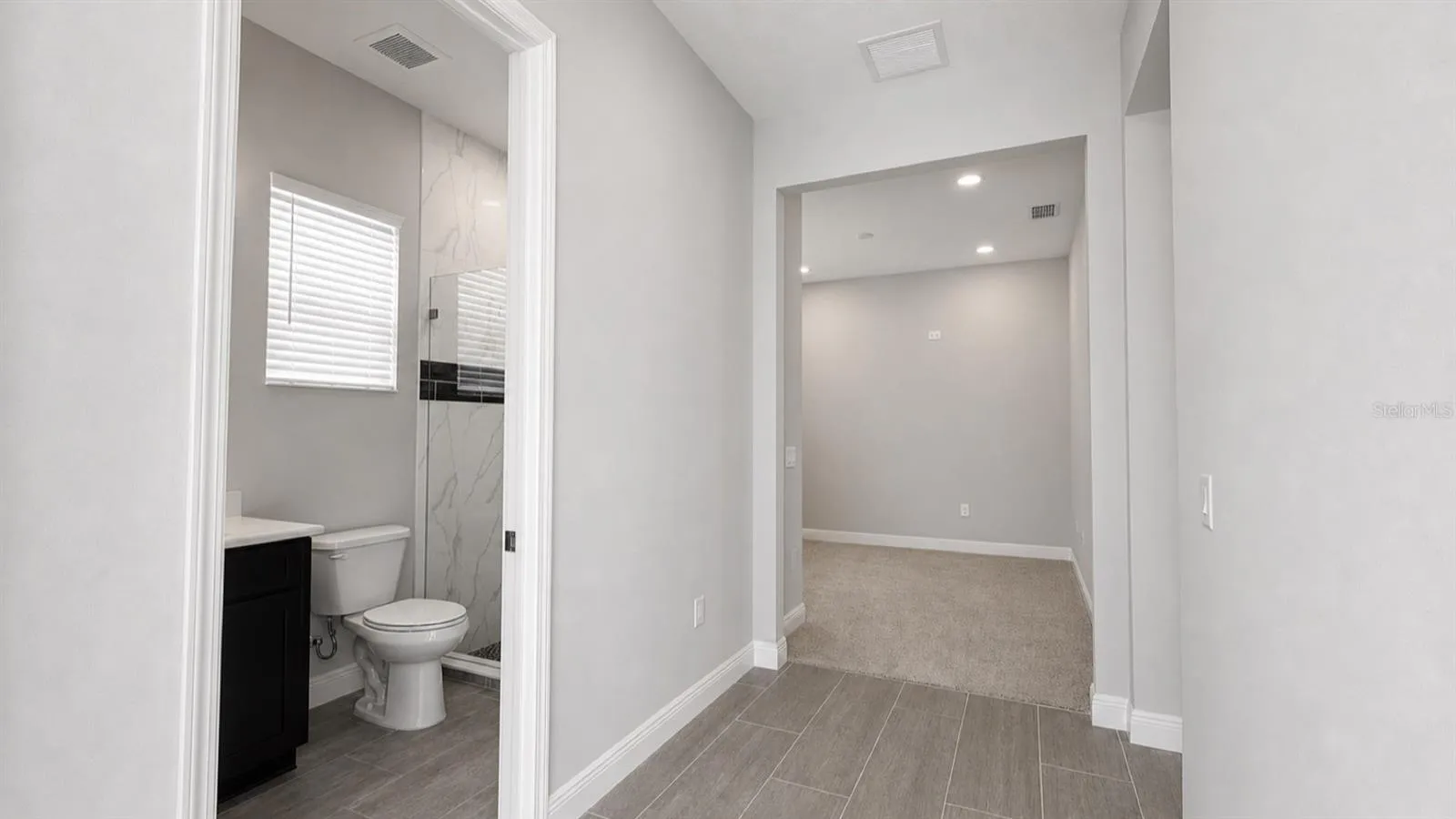 Flex Room and Pool Bath Hall
