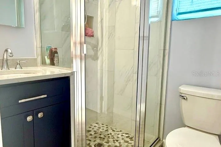 Guest suite bathroom