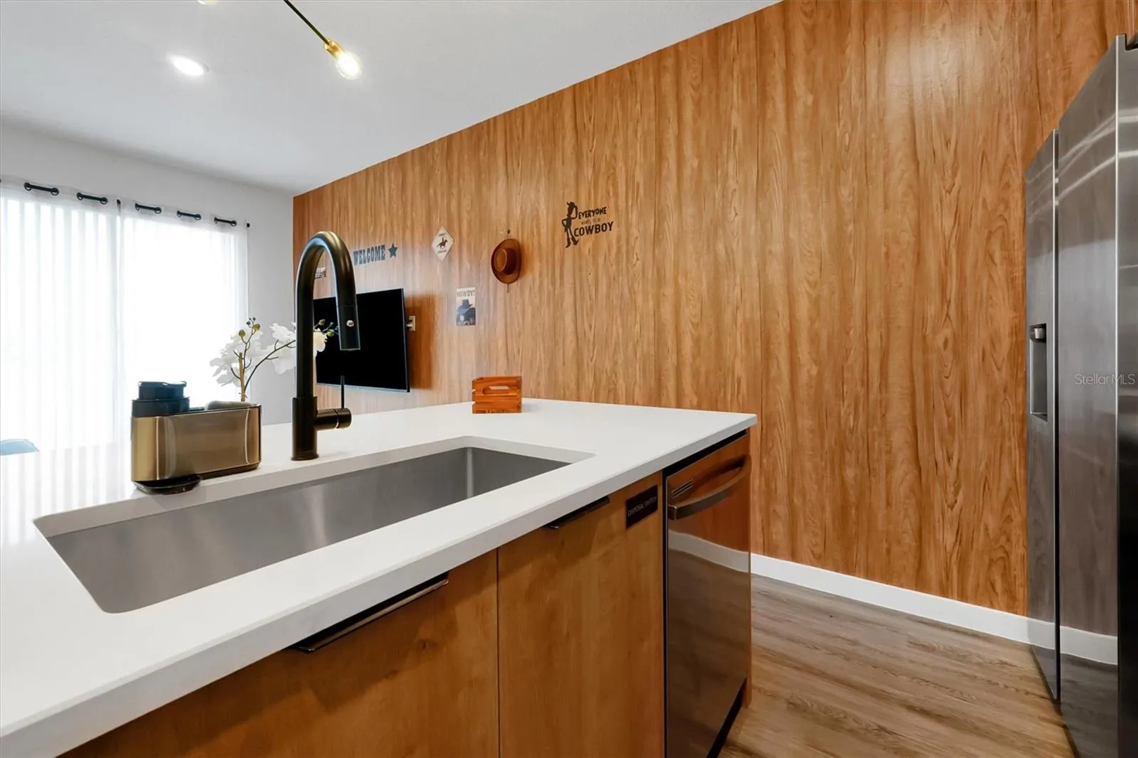 Kitchen - Open Floor