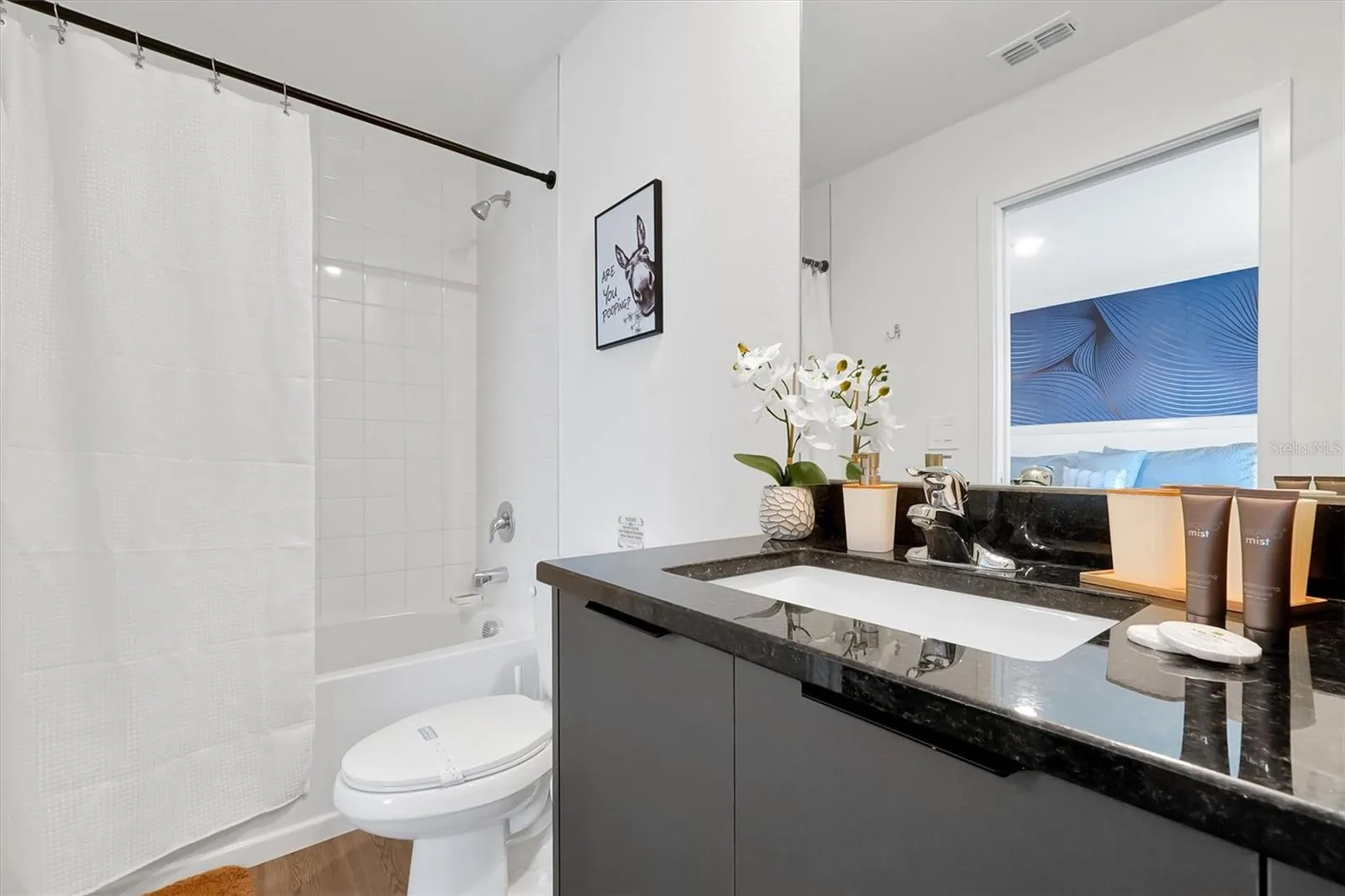 Bathroom 2 - In suite - Second Floor