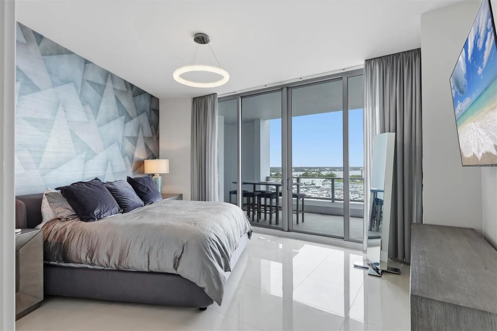 Primary Bedroom with a view!