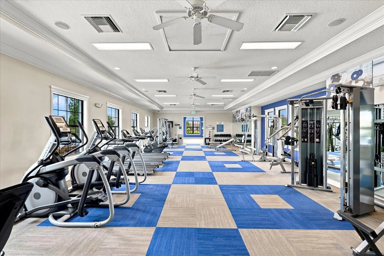 FITNESS CENTER