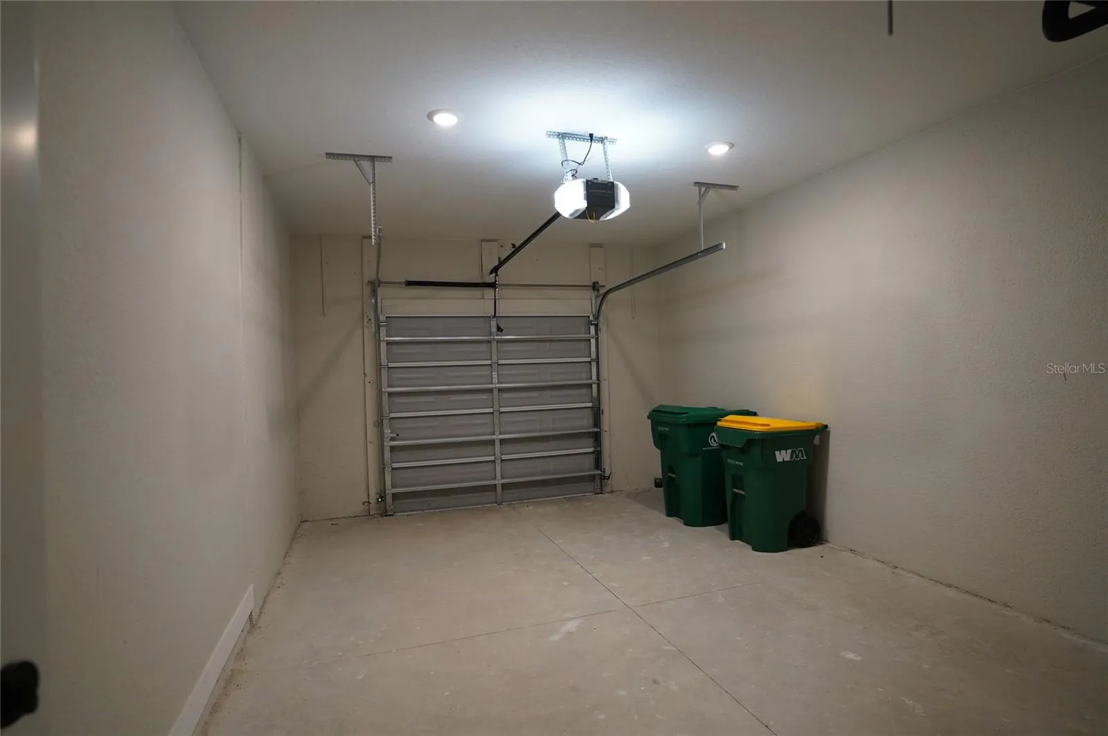Garage.