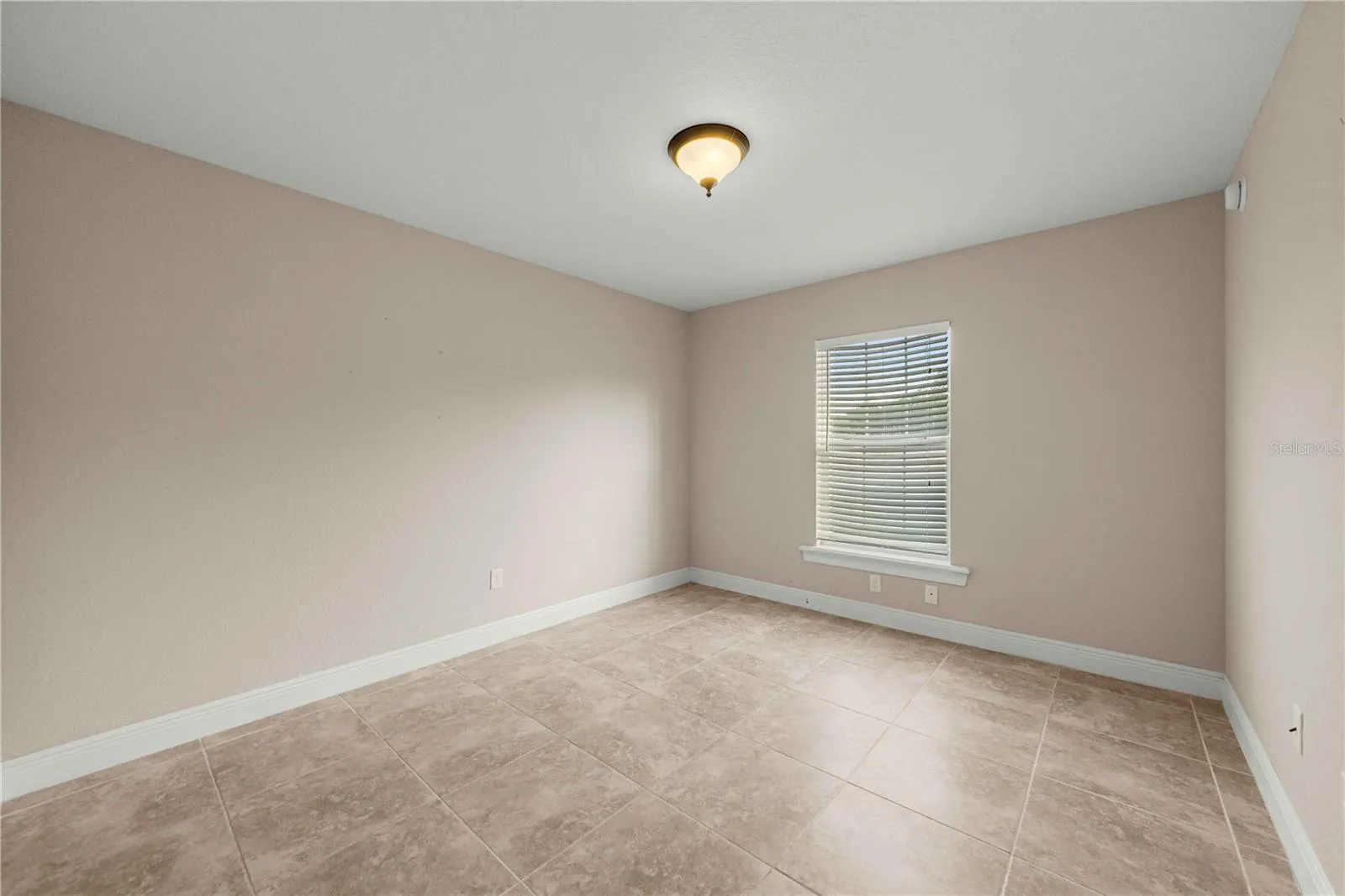 Guest Bedroom 1