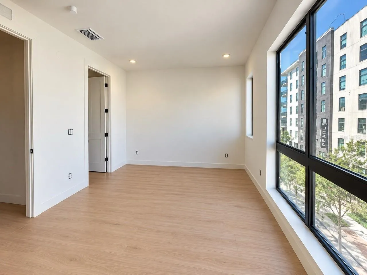 Floor 3 2nd Bedroom